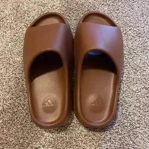 Brand New, AUTHENTIC Yezzy Slides. Size 9 Adidas Yeezy Slide Onyx Size 9 (100% AUTHENTIC|BRAND NEW  main image 4
